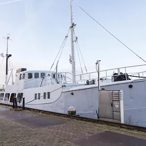 M/s Svalbard Hotel en barco
